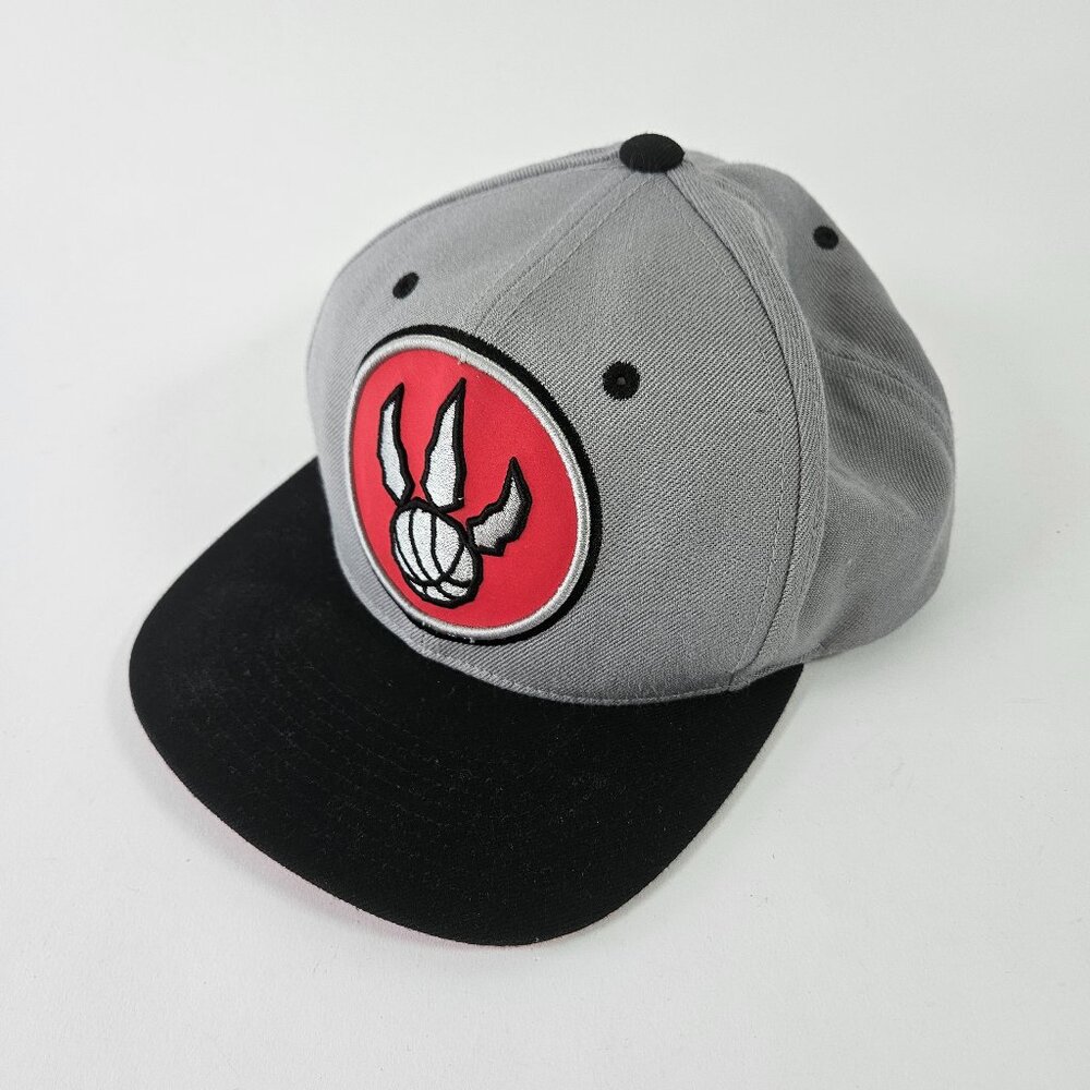 Mitchell & Ness Toronto Raptors NBA Cap Hat Claw Logo Snapback Adjustable